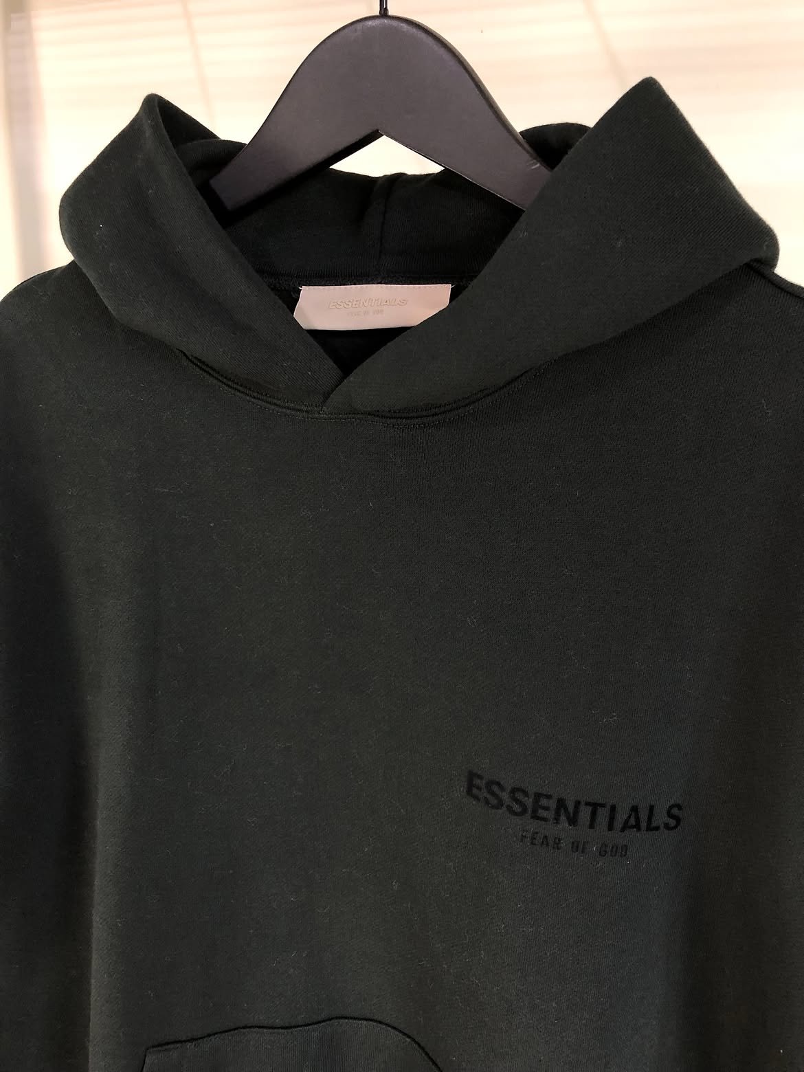 FOG Essentials Back Logo Hoodie - Gambar 3